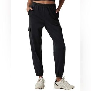 Vuori Boyfriend Cargo Joggers XS Black Heather